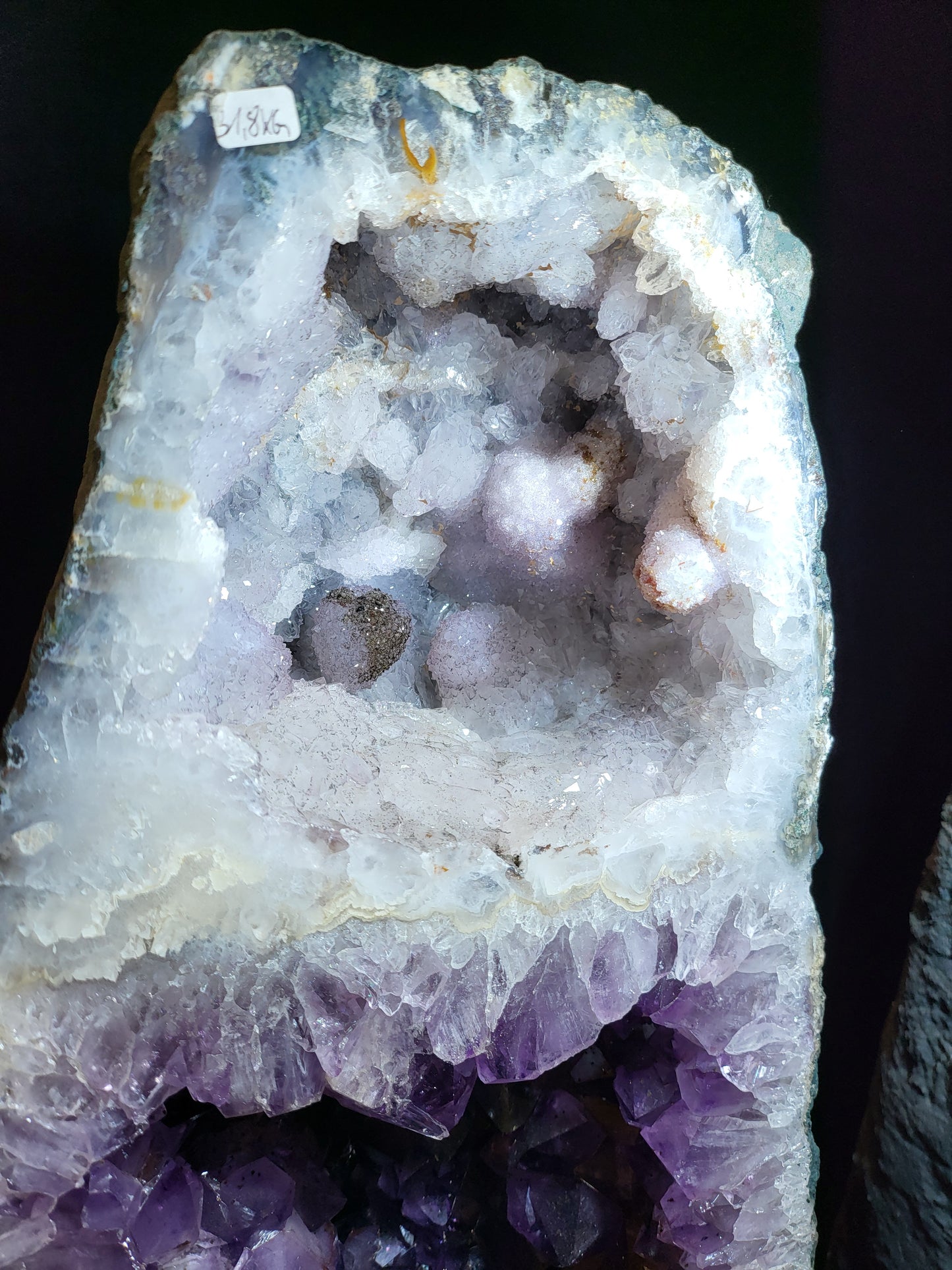 Uniek Amethist geode paar met 2 verschillende kamers