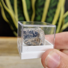 Ruwe saffier uit Kenia