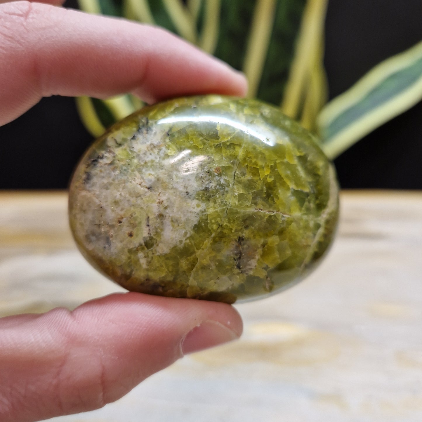 Groene opaal handstenen