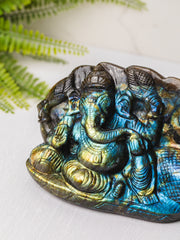 Labradoriet Ganesha carving