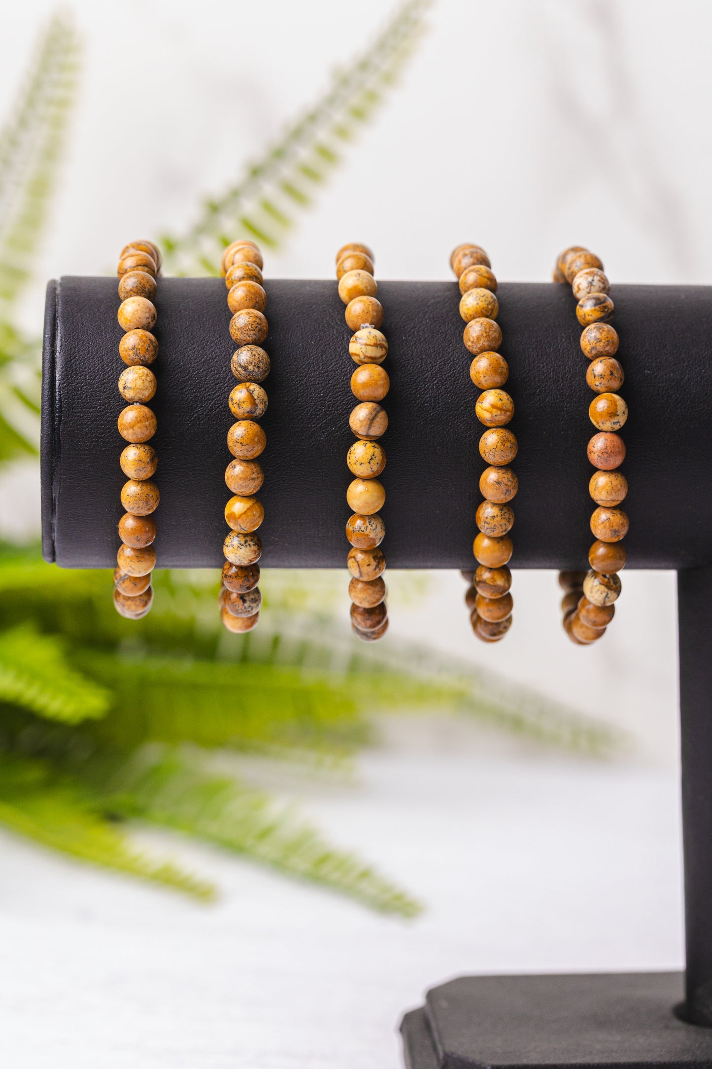 Div. soorten kogelarmbanden 6mm - 3e gratis