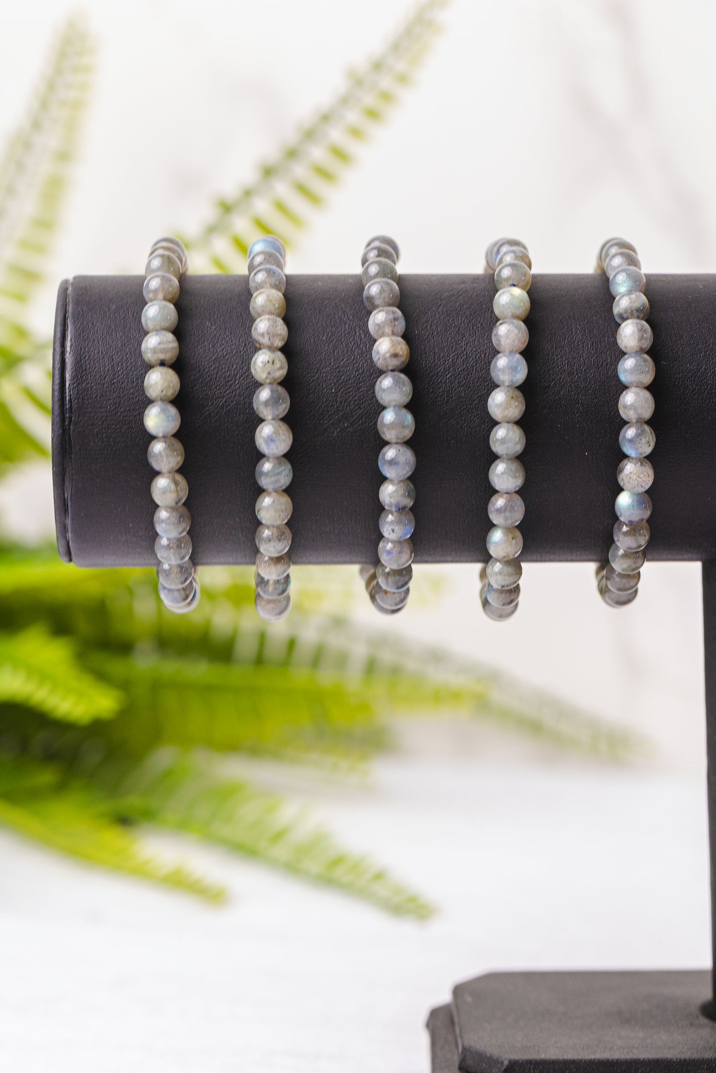 Div. soorten kogelarmbanden 6mm - 3e gratis