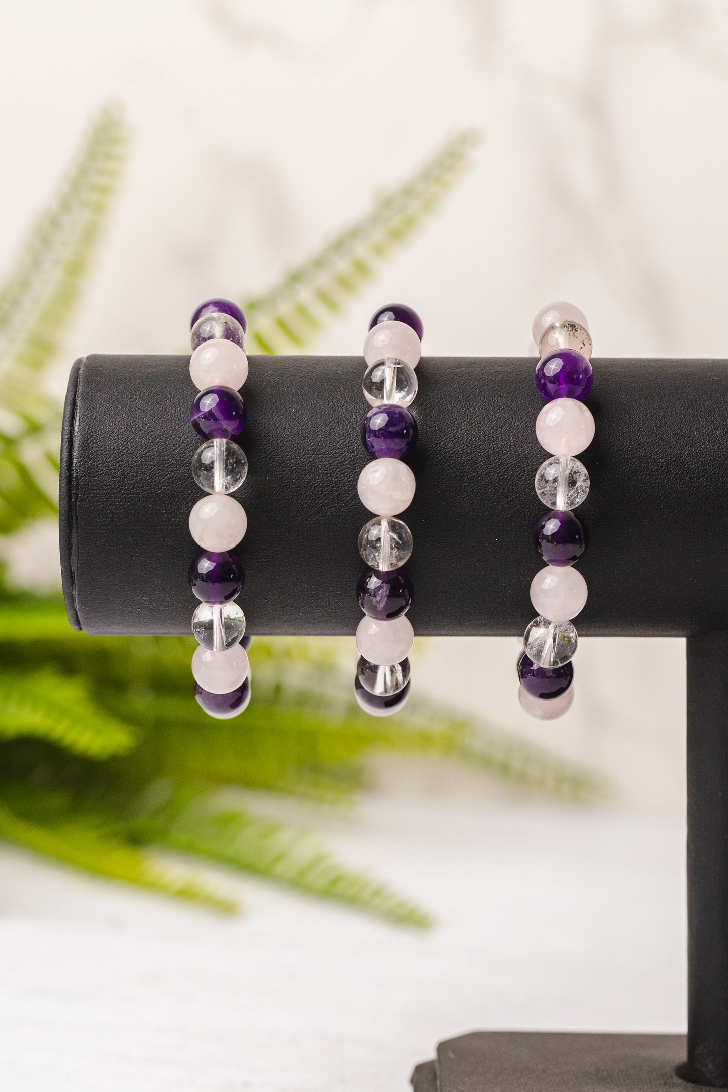 Div. soorten kogelarmbanden 10mm - 3e gratis