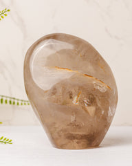Rookkwarts sculptuur