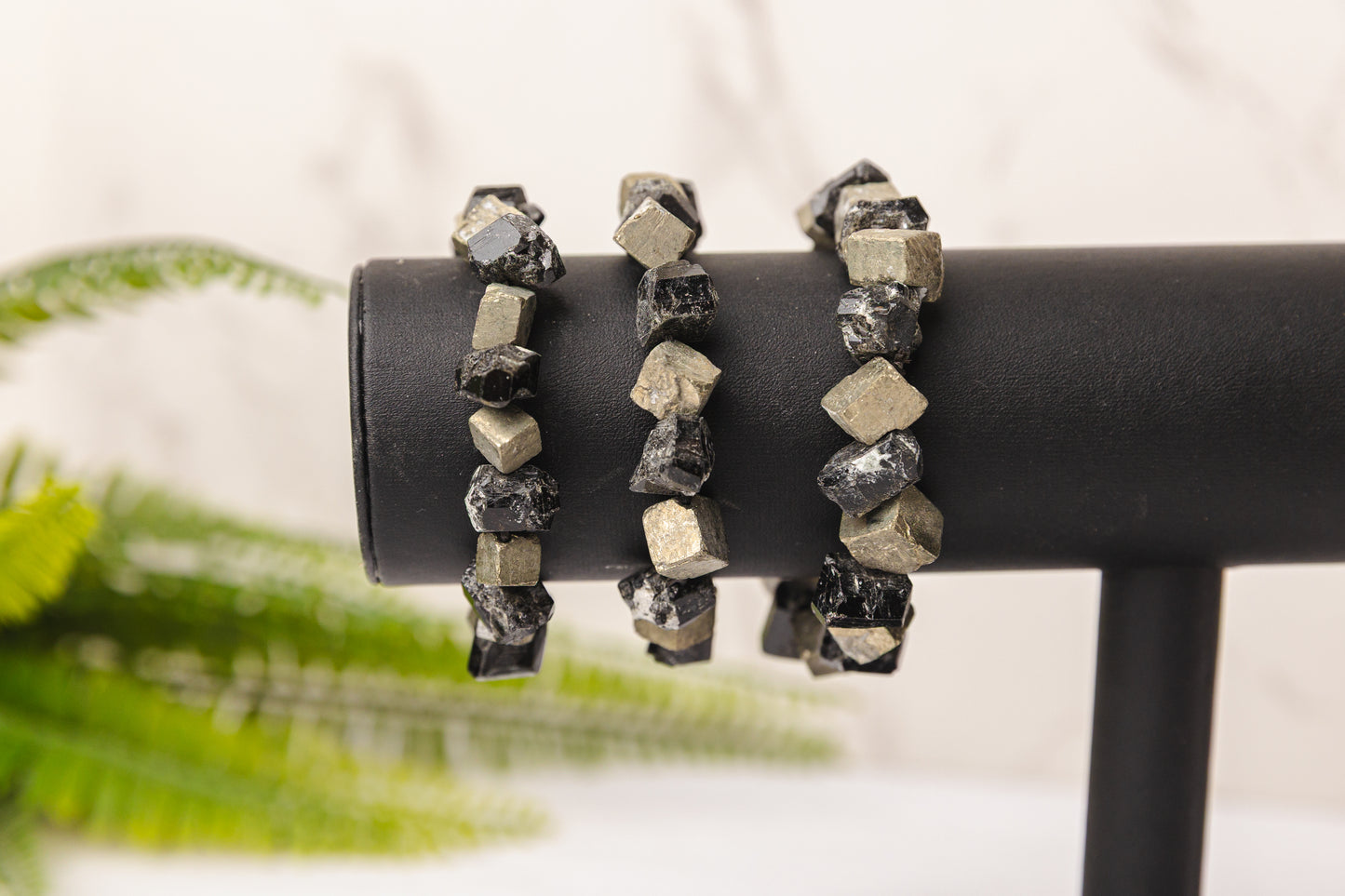 Pyriet armband ruw
