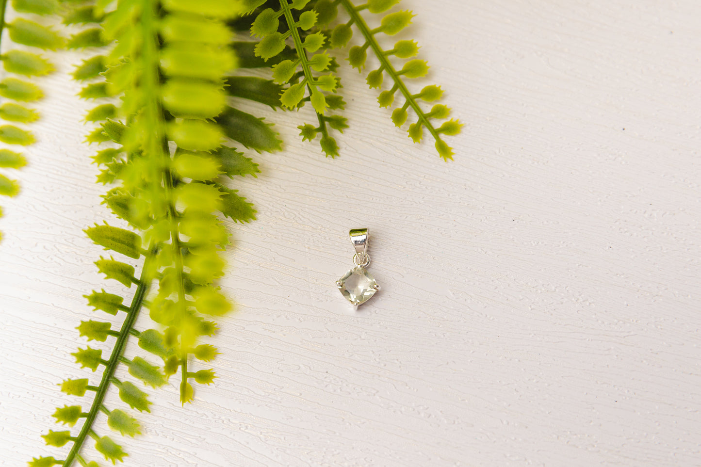Zilveren groene amethist hanger