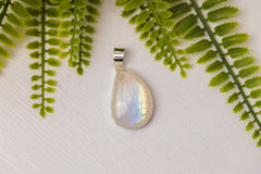 Zilveren maansteen druppel hanger