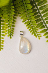 Zilveren maansteen druppel hanger