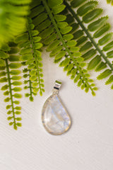 Zilveren maansteen druppel hanger