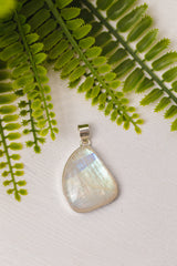 Zilveren maansteen hanger