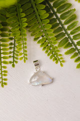 Zilveren maansteen hanger