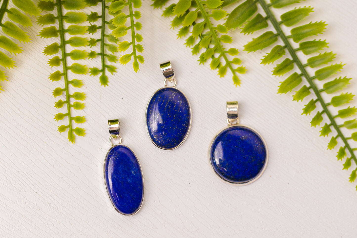 Zilveren lapis lazulli hanger groot