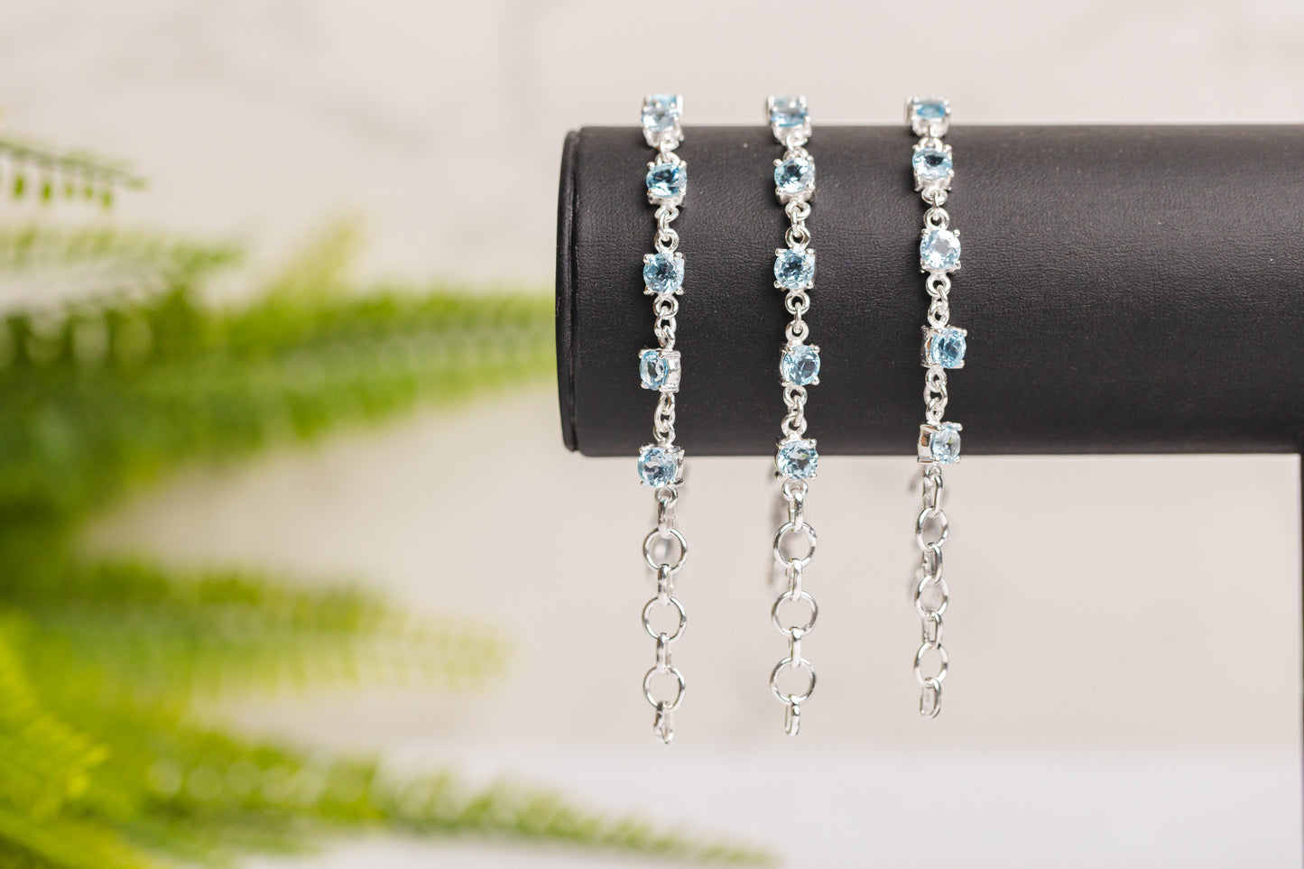 Zilveren armband topaas rond