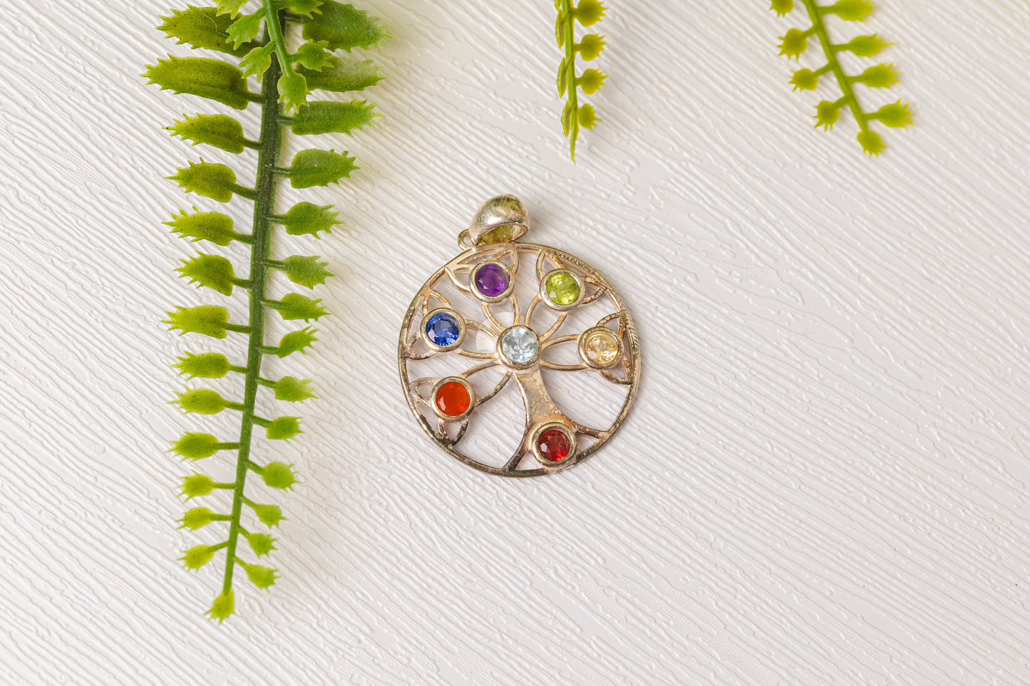 Zilveren chakra hangers