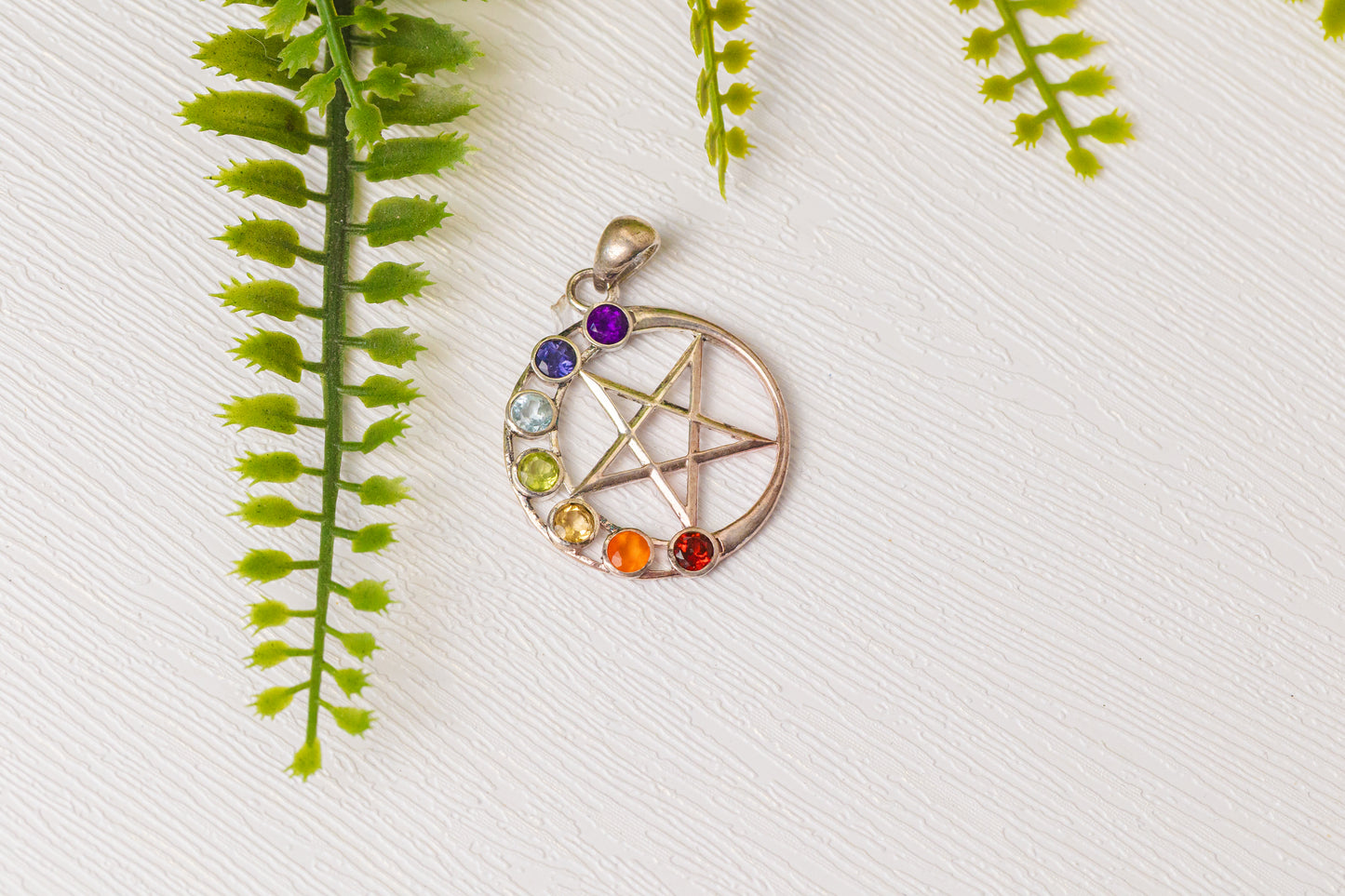 Zilveren chakra hangers