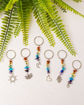 Zilveren chakra sleutelhanger met bedeltje