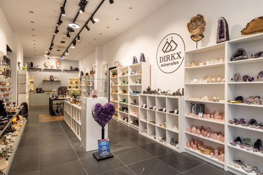 Heropening Dirkx mineralen Maastricht