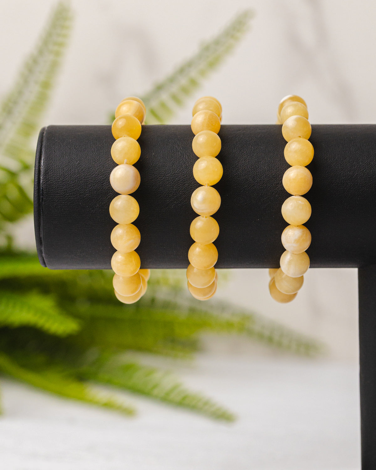 Div. soorten kogelarmbanden 10mm - 3e gratis