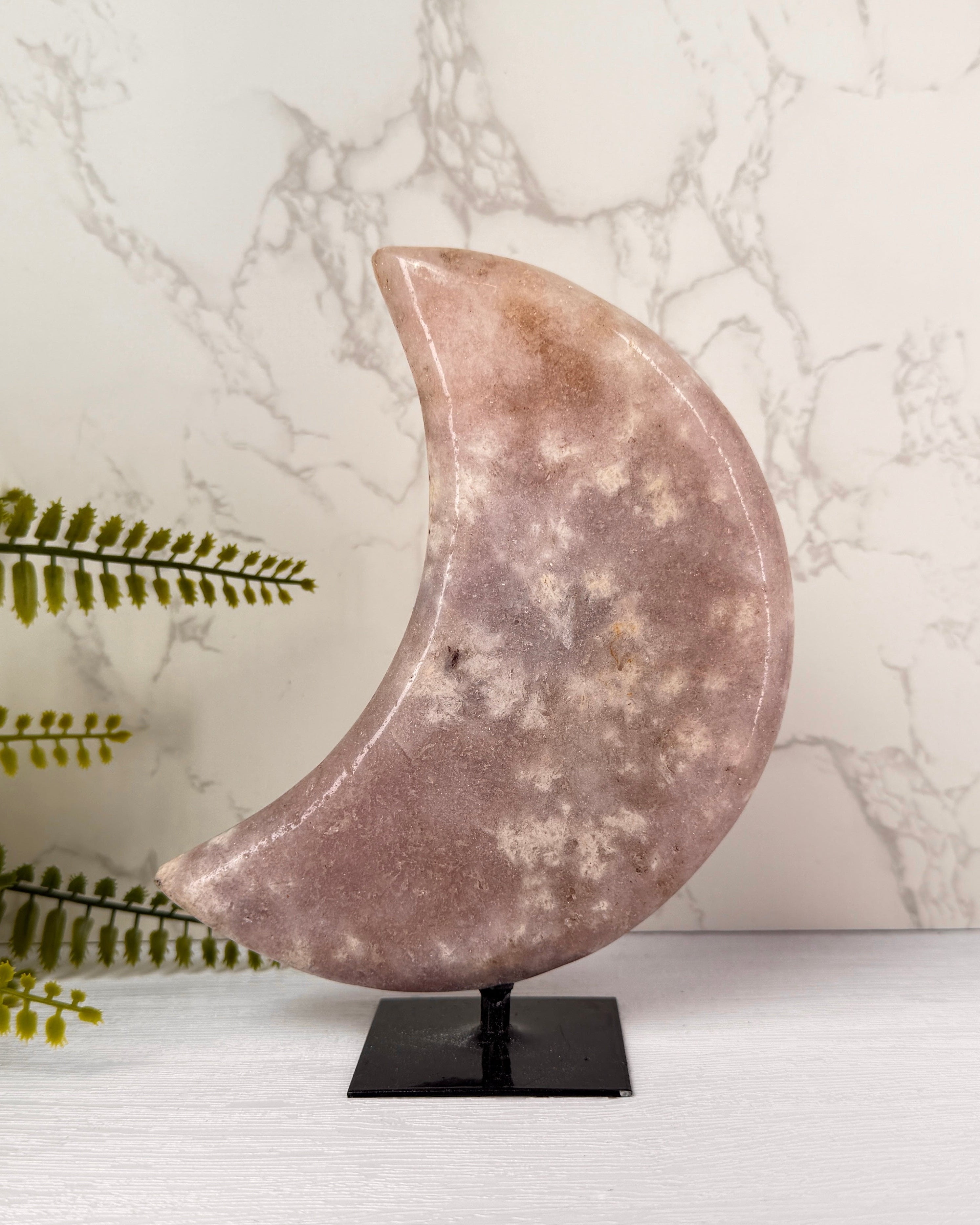 Roze Amethist maan op standaard