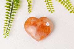 Hartjes van hematoïde kwarts