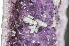 Amethist geode met calciet