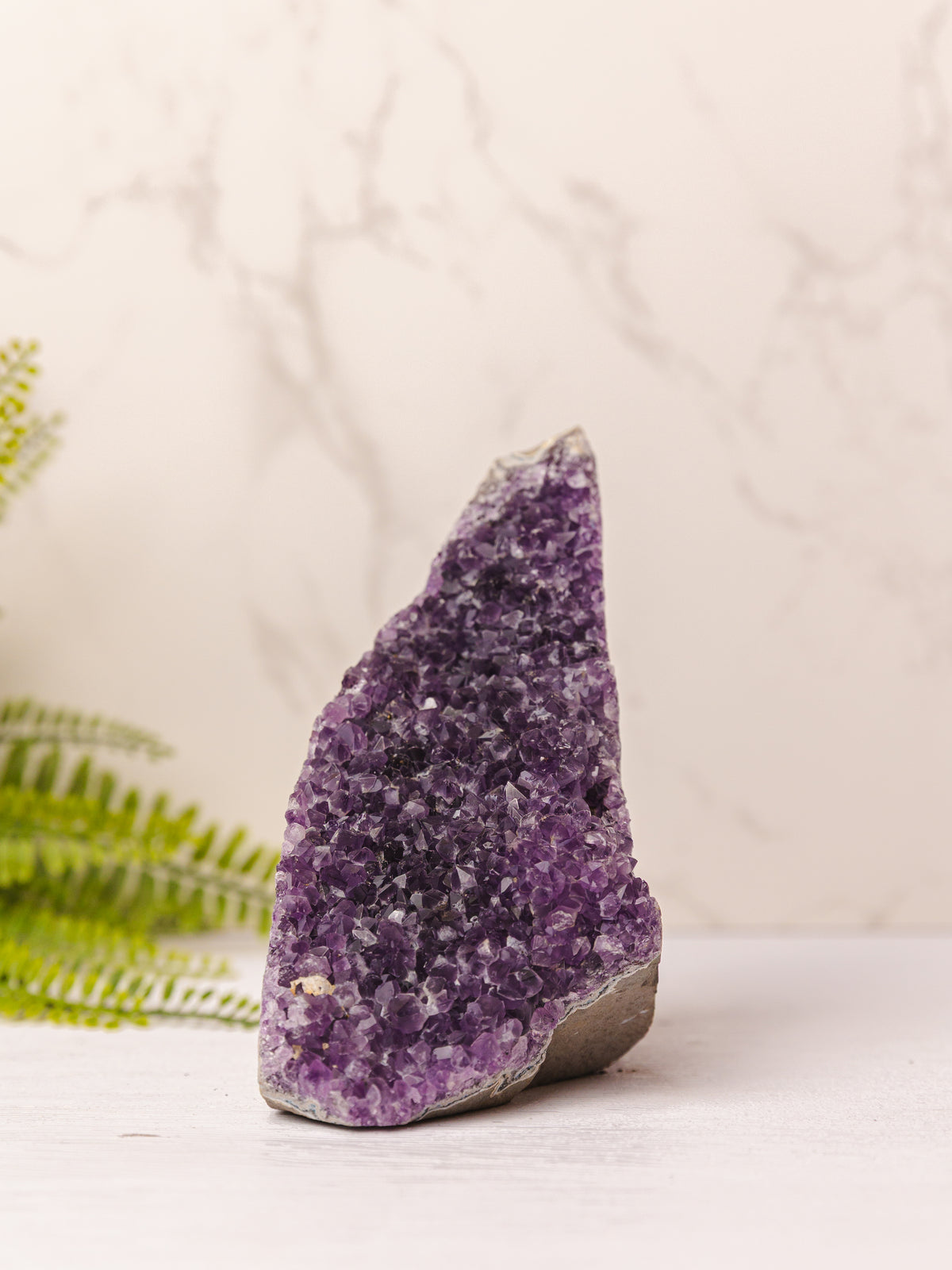 Amethist cutbase #3 - 15cm hoog