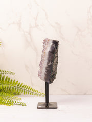 Amethist op standaard #2 - 17.5cm hoog