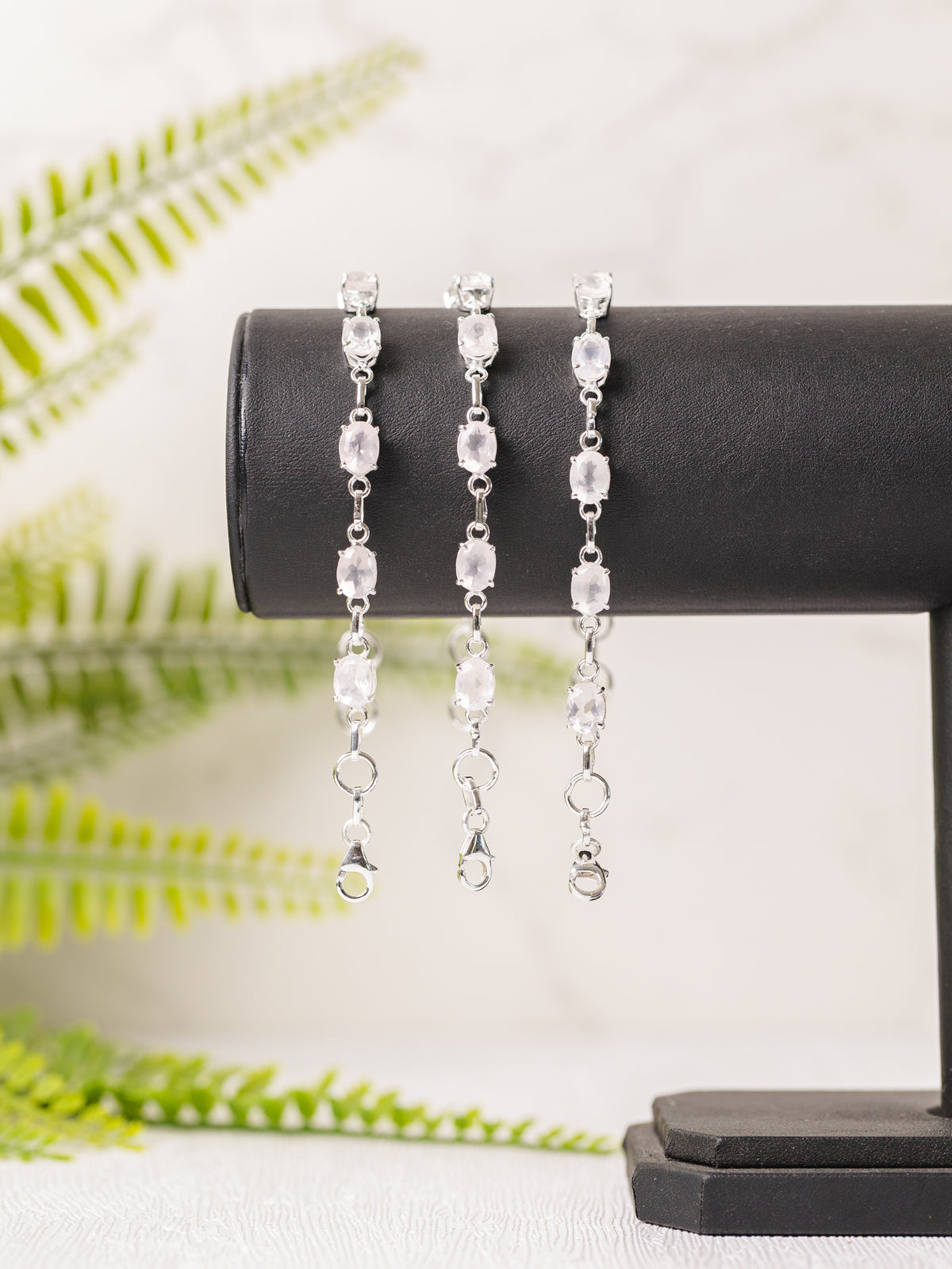 Zilveren rozenkwarts armband facet ovaal