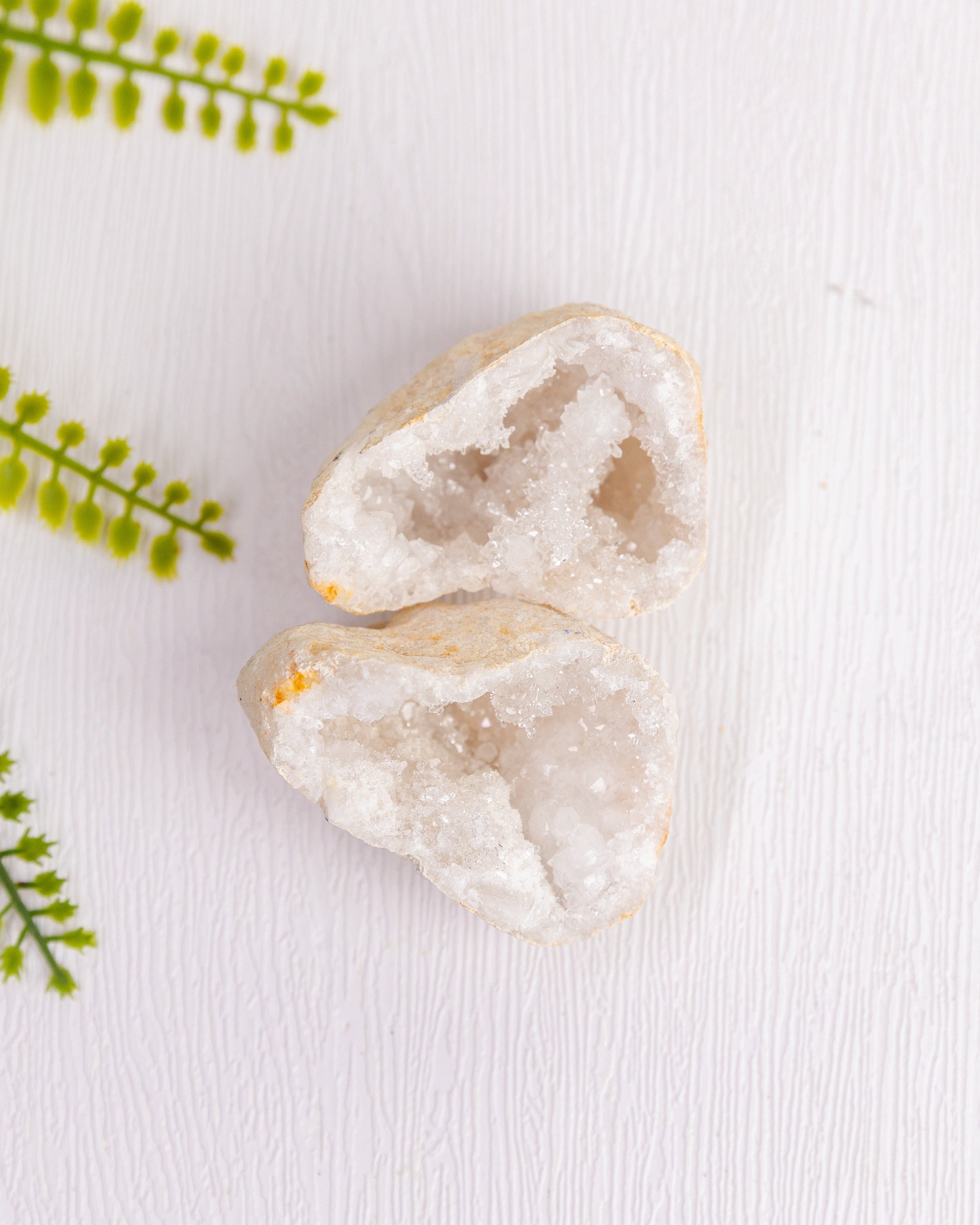 Bergkristal geode paar klein