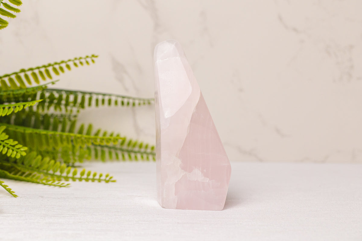 Mangano calciet sculpturen