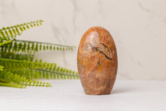 Perzik maansteen sculpturen