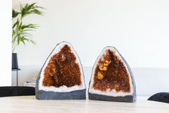 Gebrande amethist geode paar