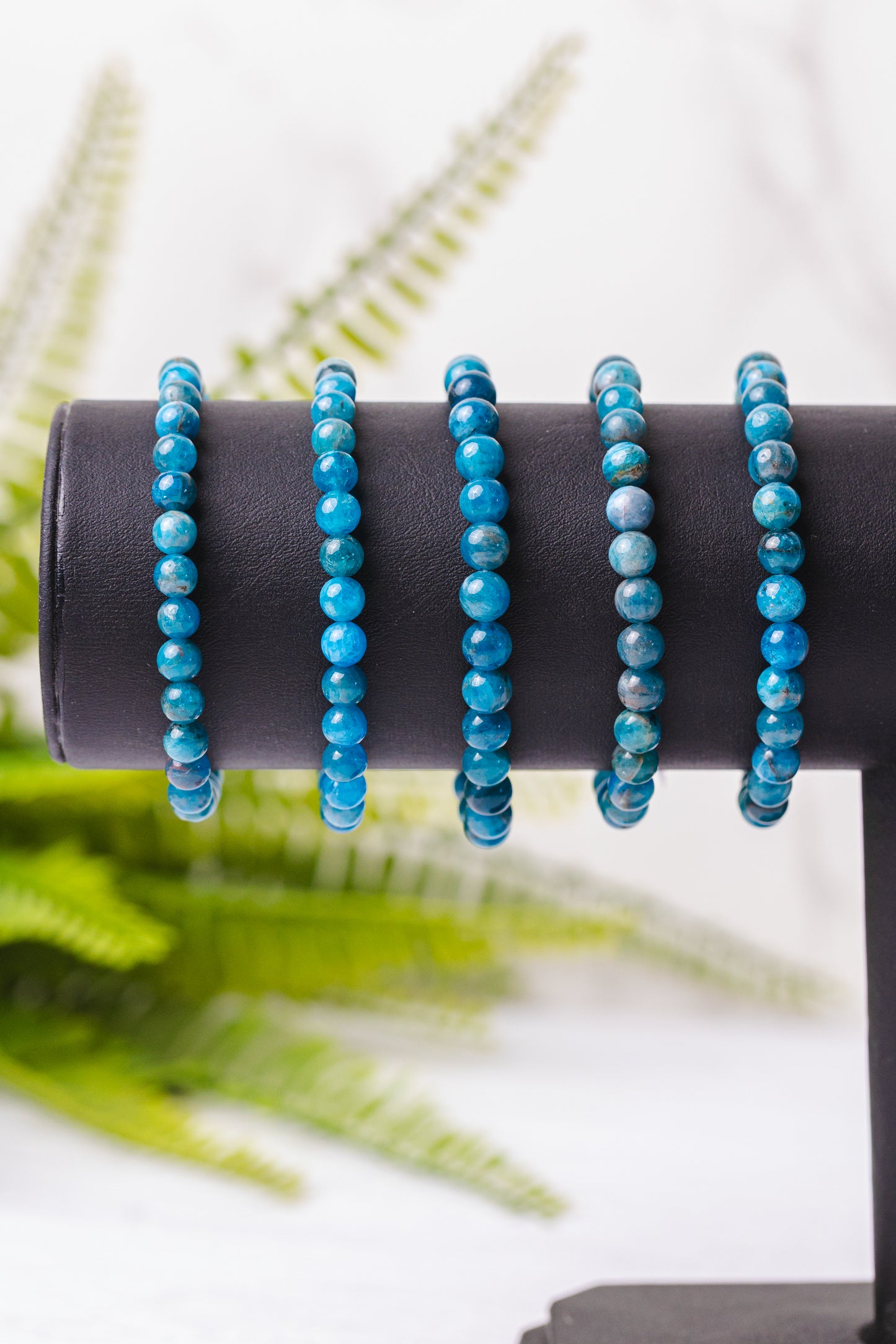 Blauwe apatiet armband rond 6mm - 3e gratis