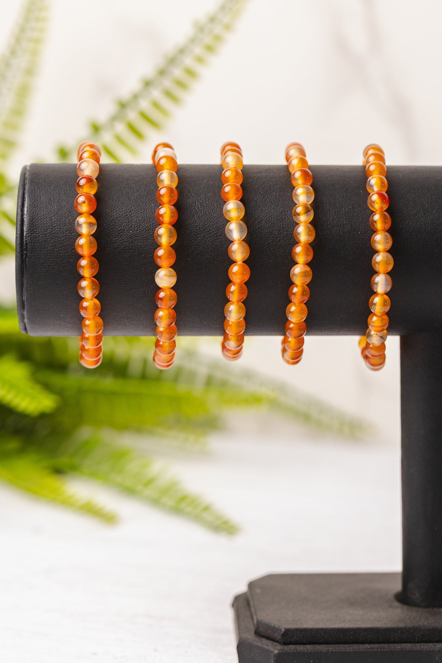 Div. soorten kogelarmbanden 6mm - 3e gratis
