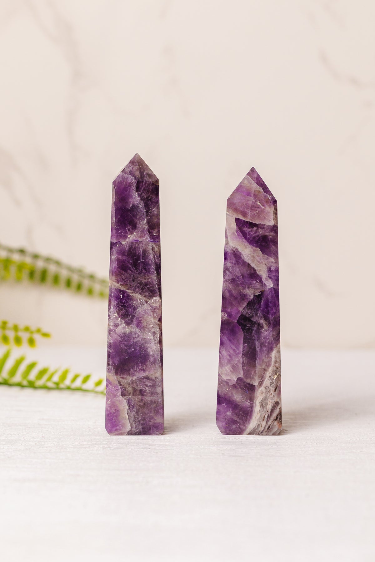 Edelsteen obelisk (Rozenkwarts, Amethist, Bergkristal)