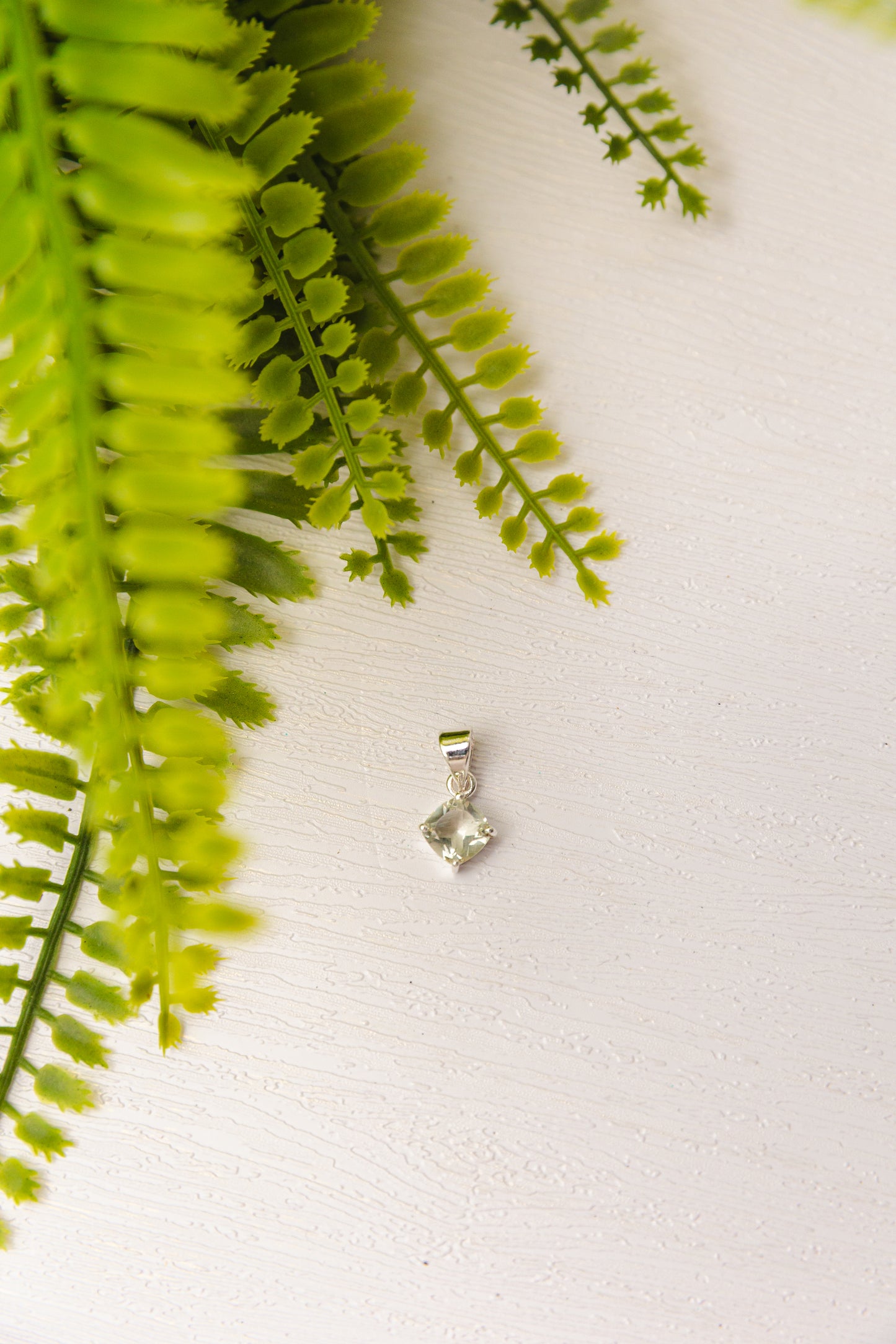 Zilveren groene amethist hanger
