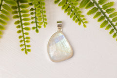 Zilveren maansteen hanger