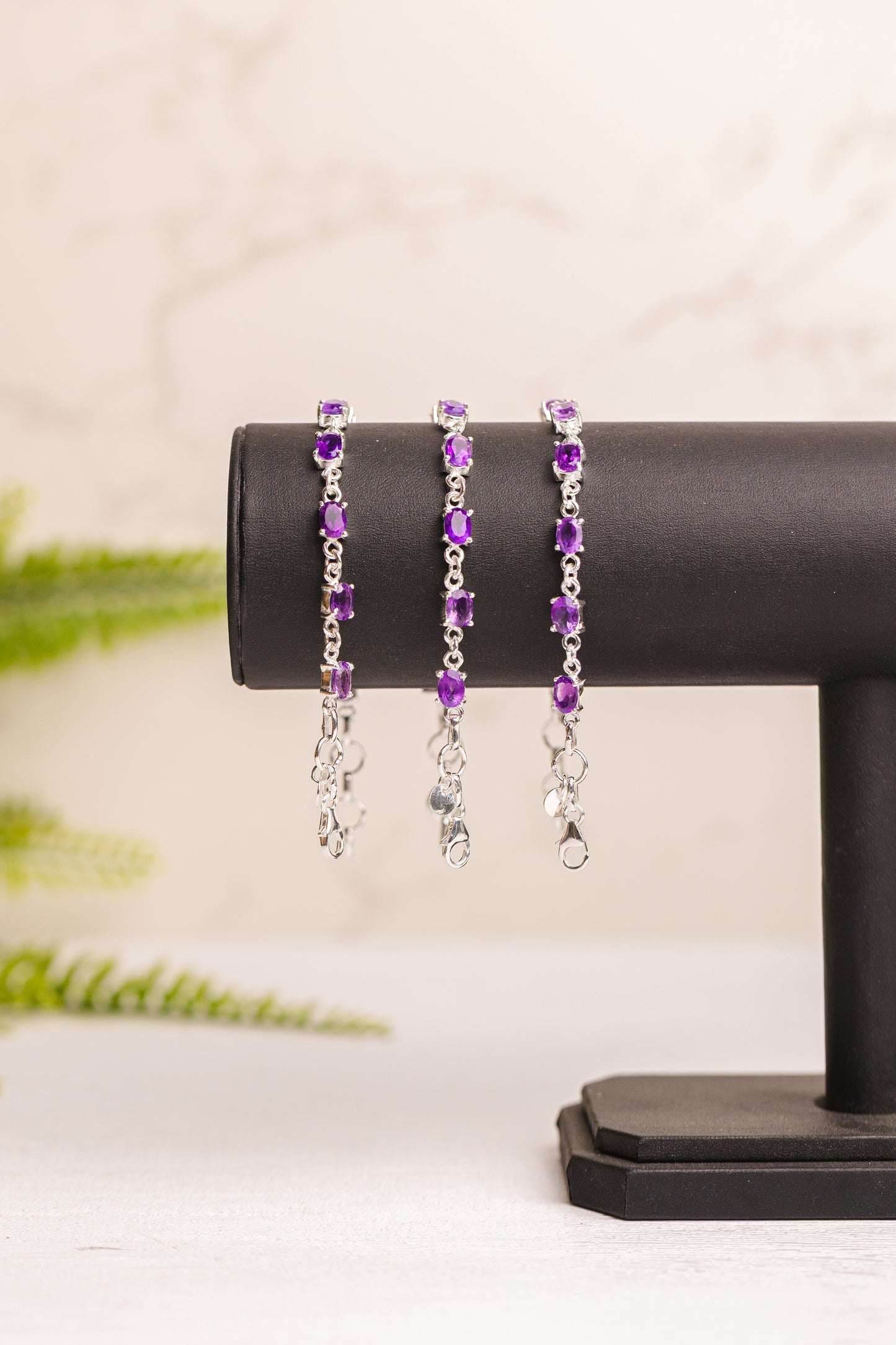 Zilveren amethist armband rond