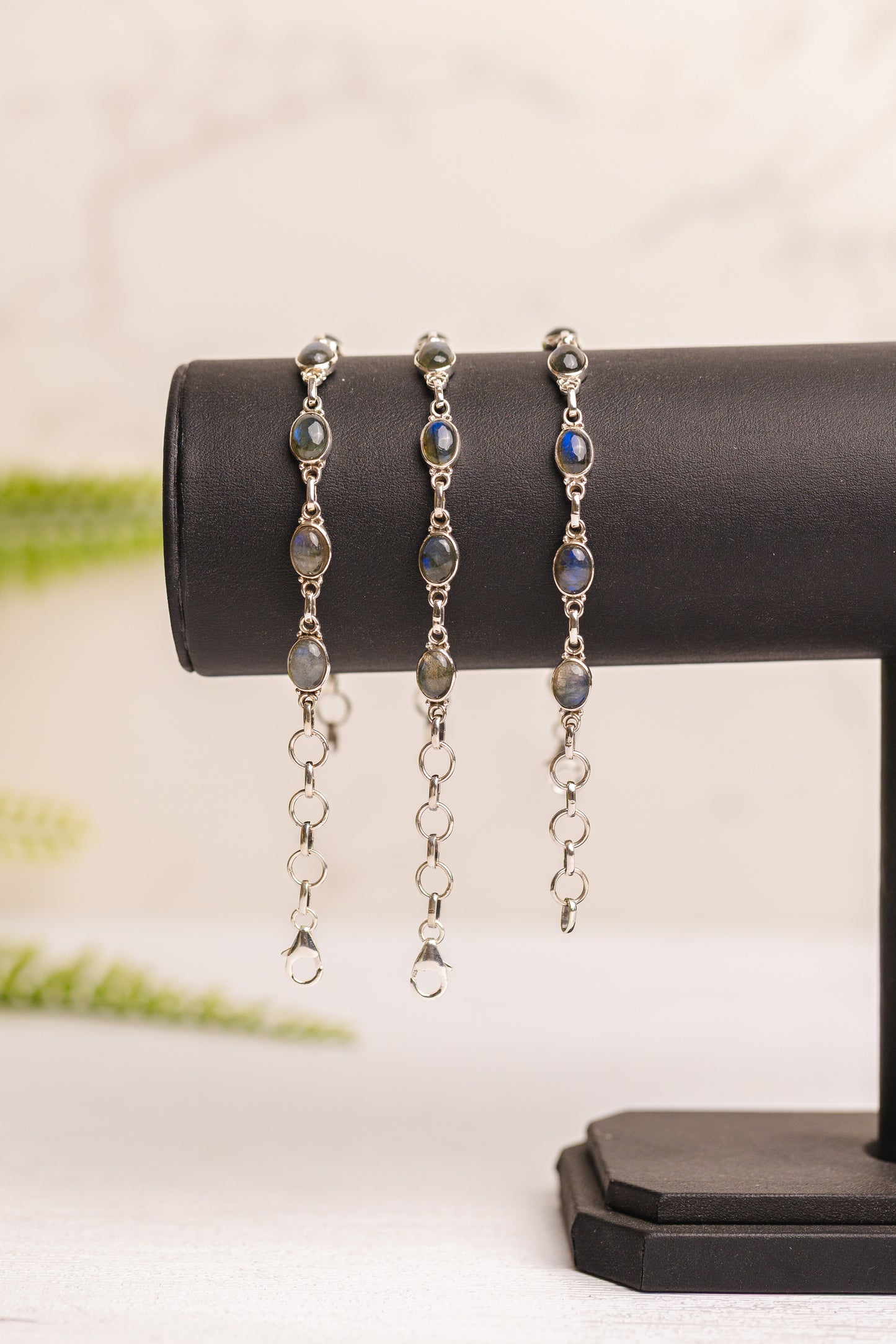 Zilveren labradoriet armband ovaal