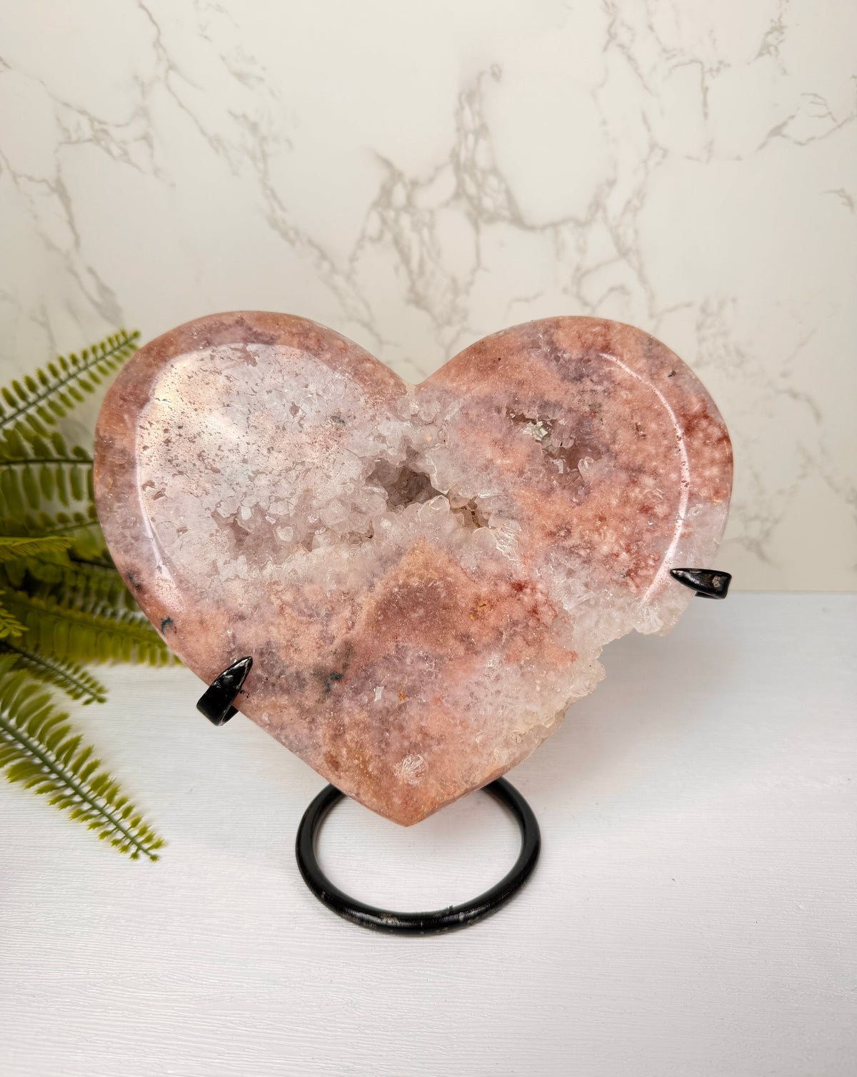 Roze Amethist Hart op standaard