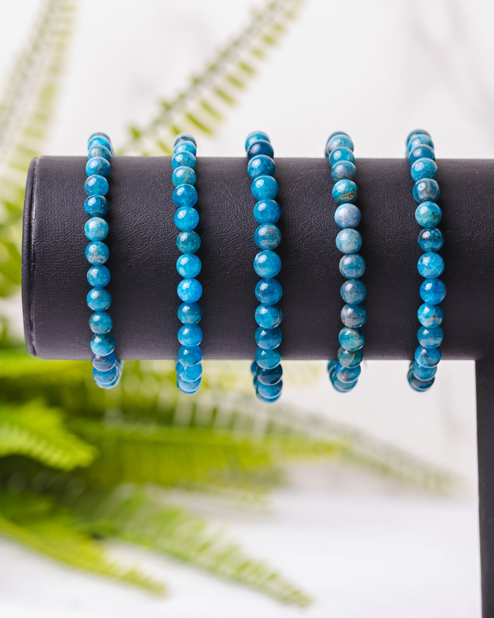 Blauwe apatiet armband rond 6mm - 3e gratis