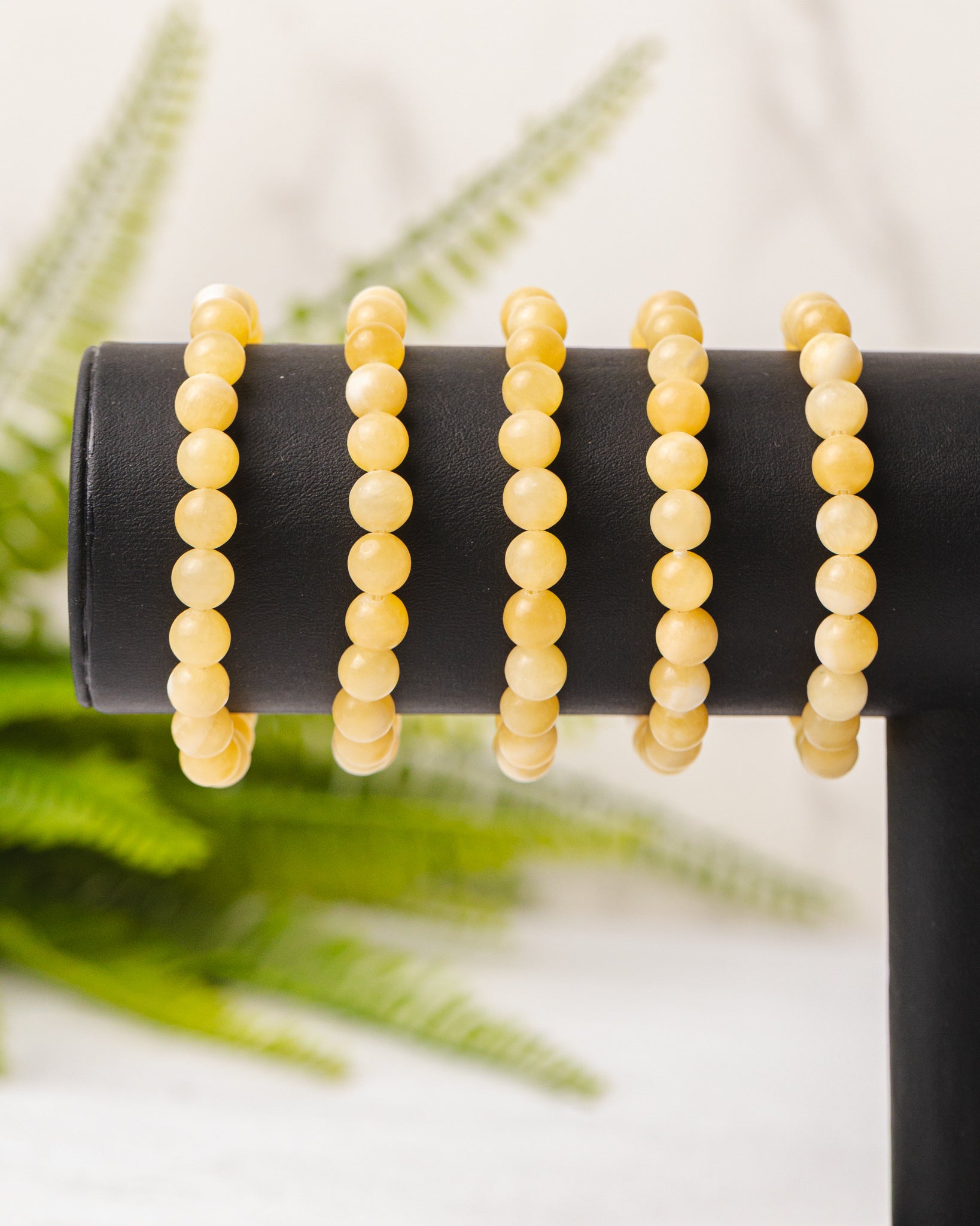 Div. soorten kogelarmbanden 8mm - 3e gratis