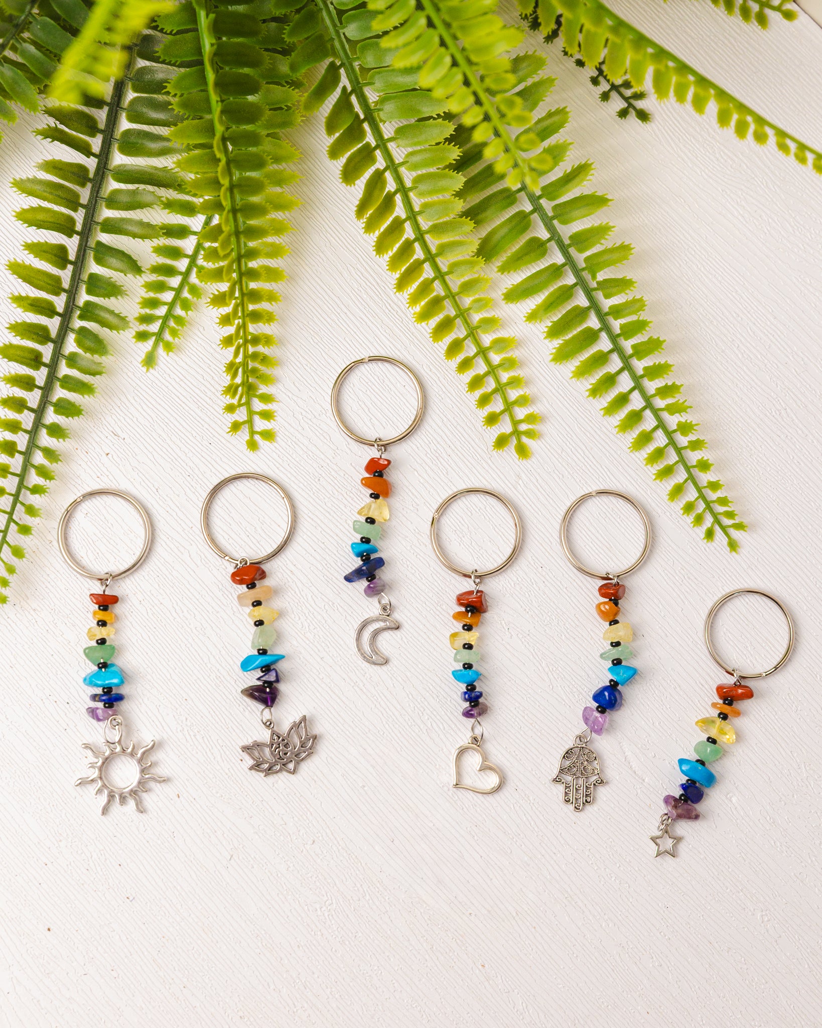 Zilveren chakra sleutelhanger met bedeltje