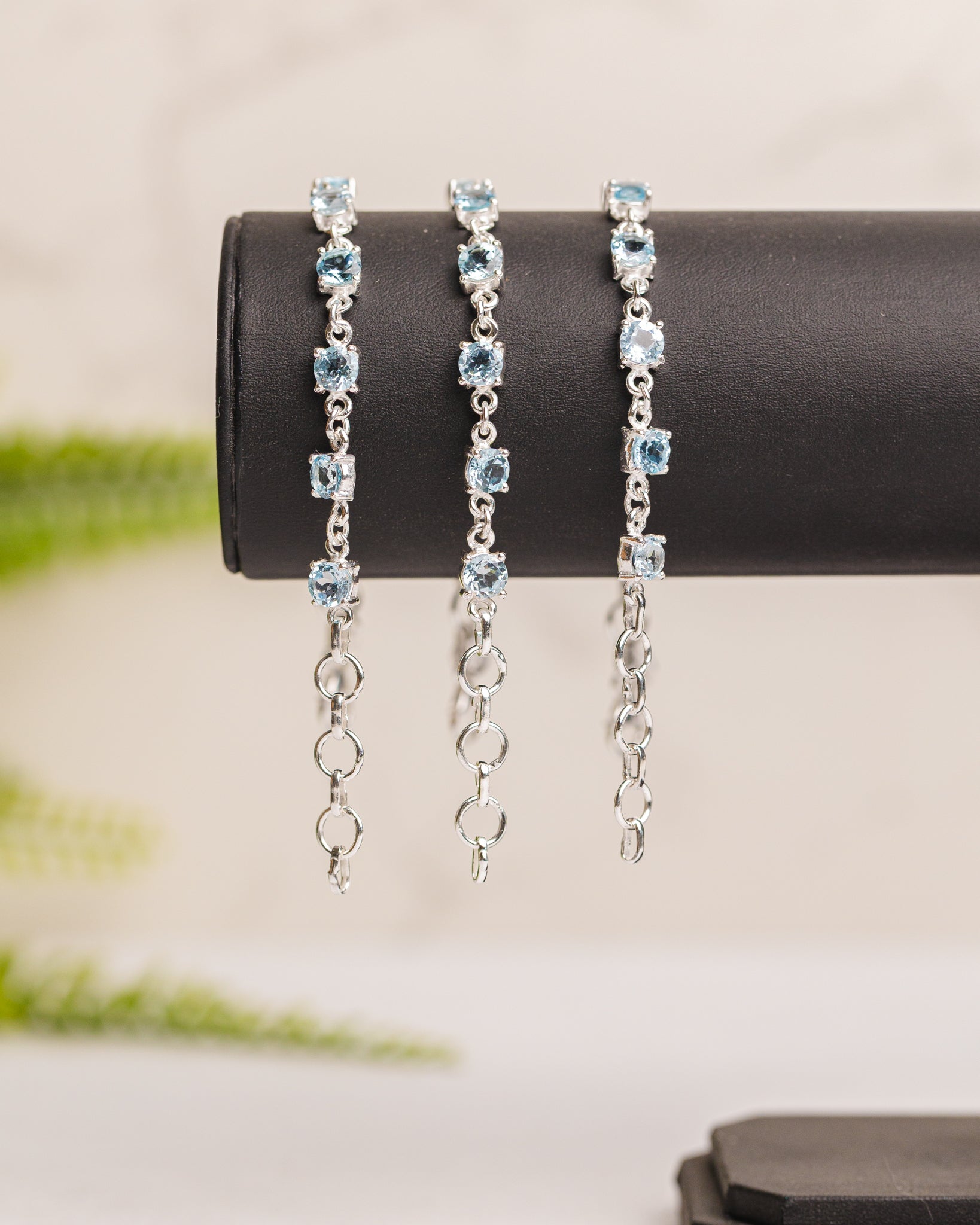 Zilveren armband topaas rond