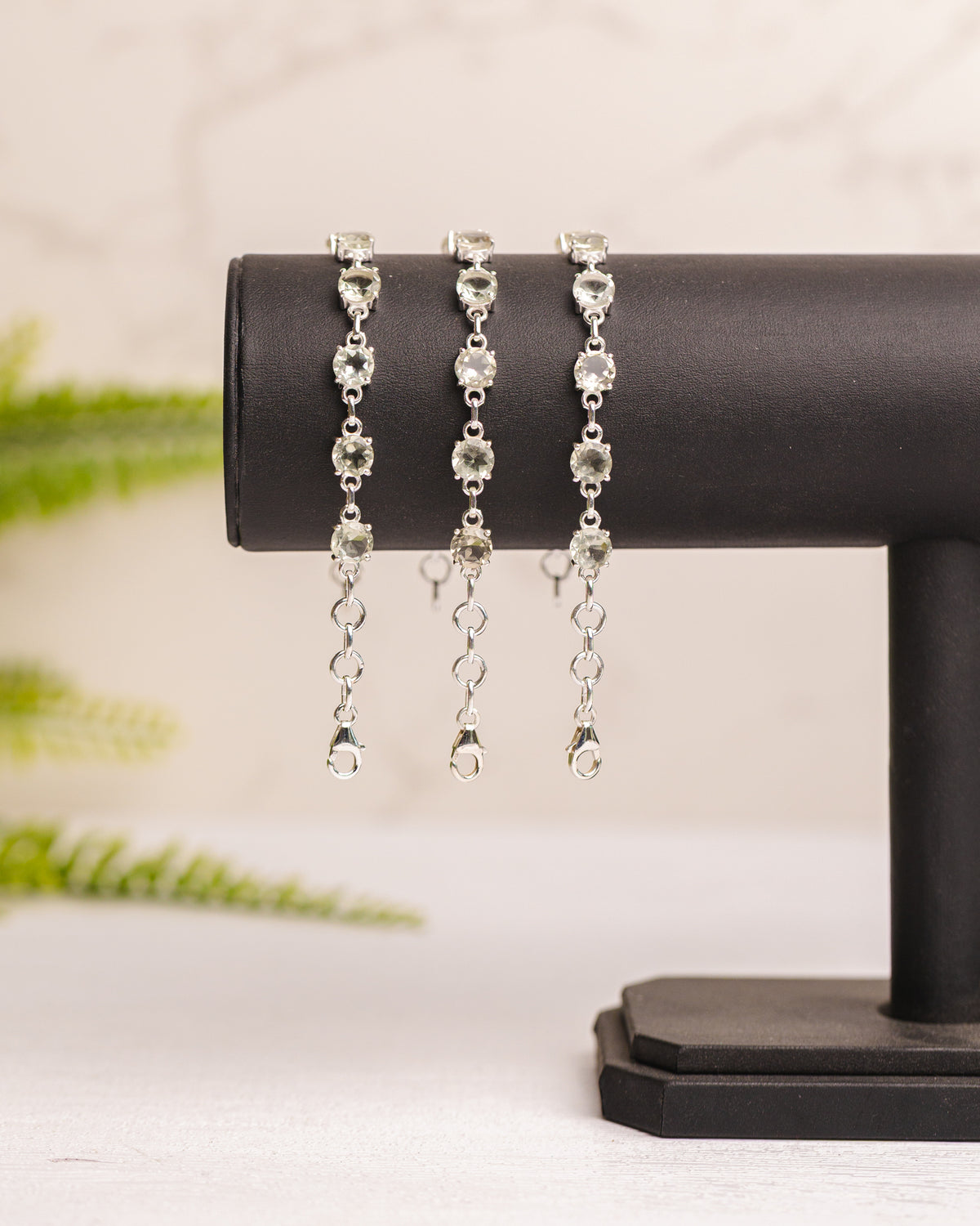 Zilveren groene amethist armband rond