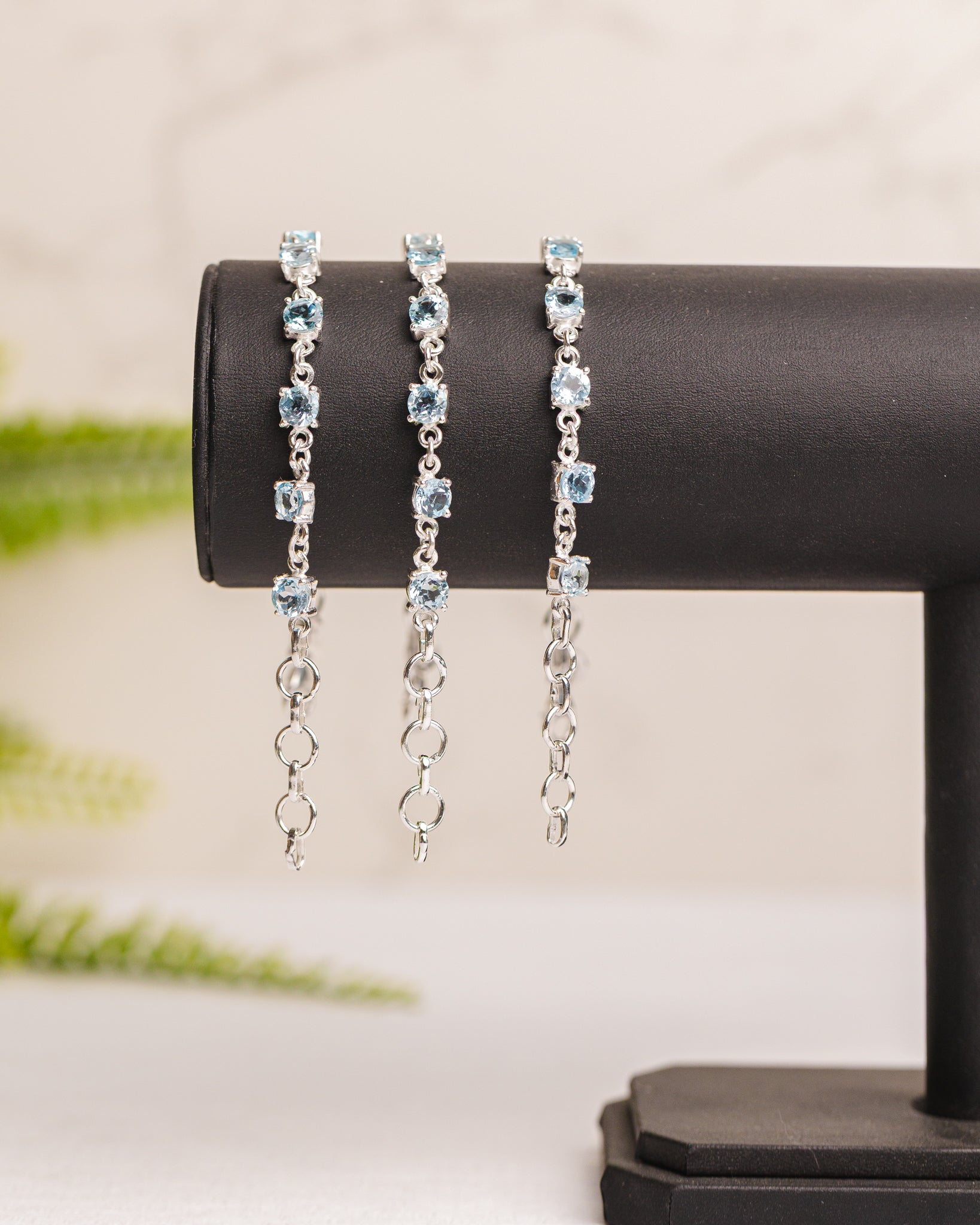 Zilveren armband topaas rond