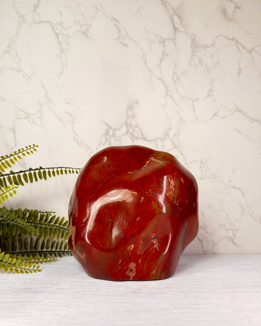 Rode Jaspis sculptuur nummer 1