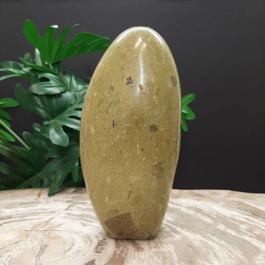 Groene Opaal sculptuur